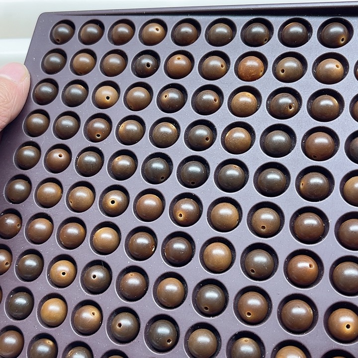 白玉菩提吊坠瑕疵10巧克力圆珠50颗卡灯牌宠60颗