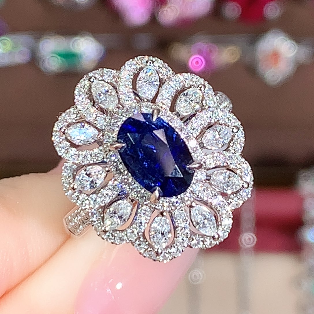 蓝宝石戒指18K金镶嵌1.78ct/天然宝石/七天无理由