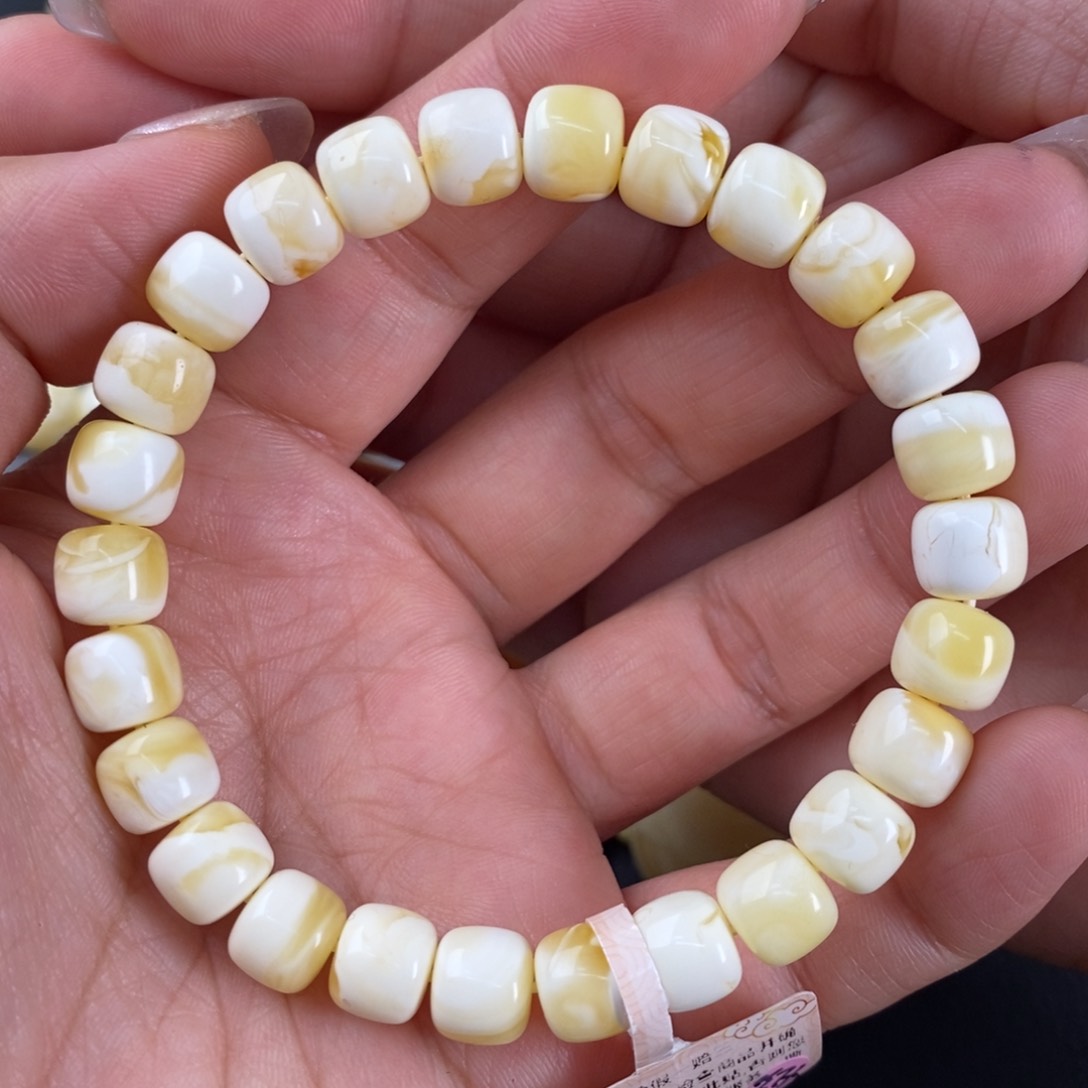 琥珀裸石未镶嵌蜜蜡8.5