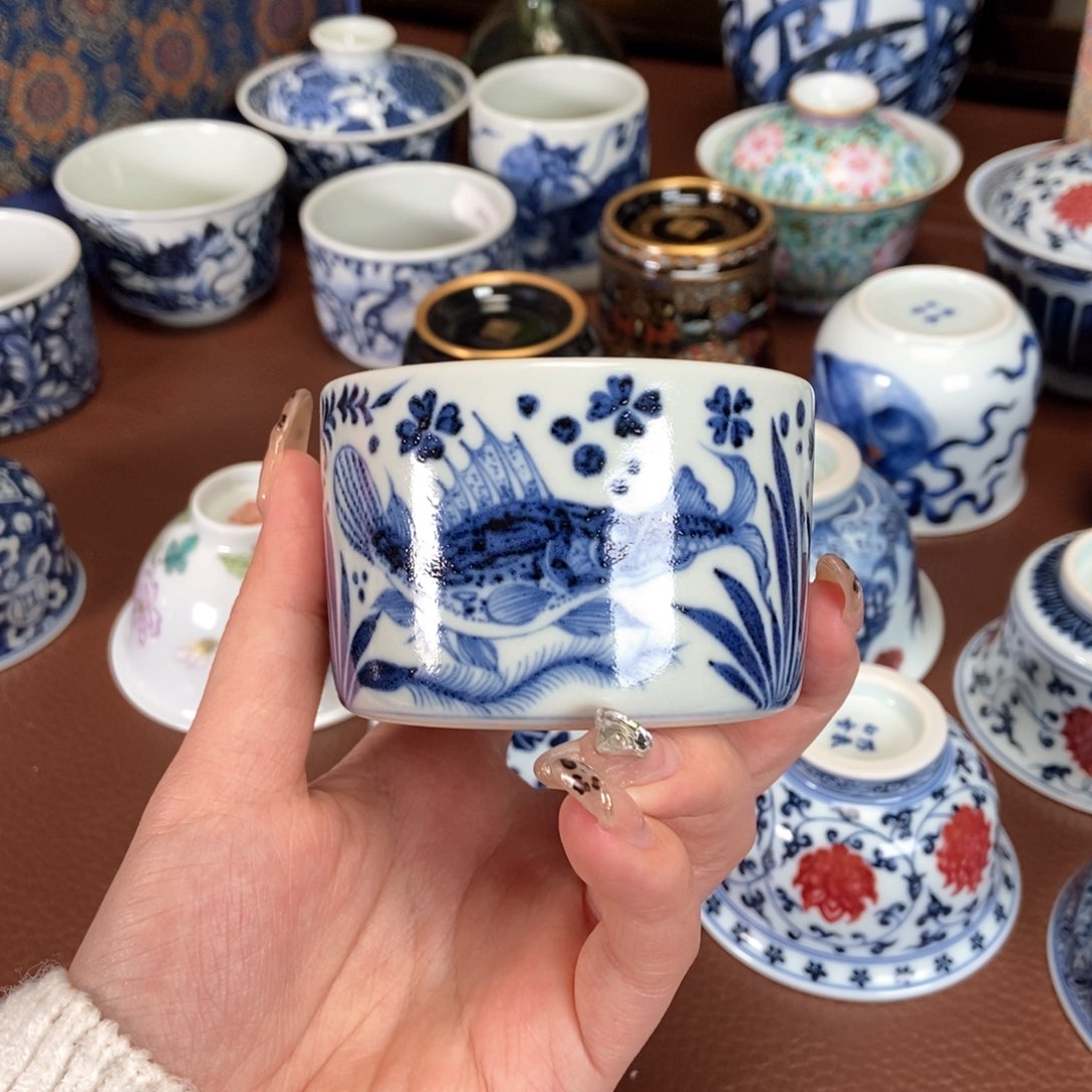 沐朴堂元青花鱼藻直口杯