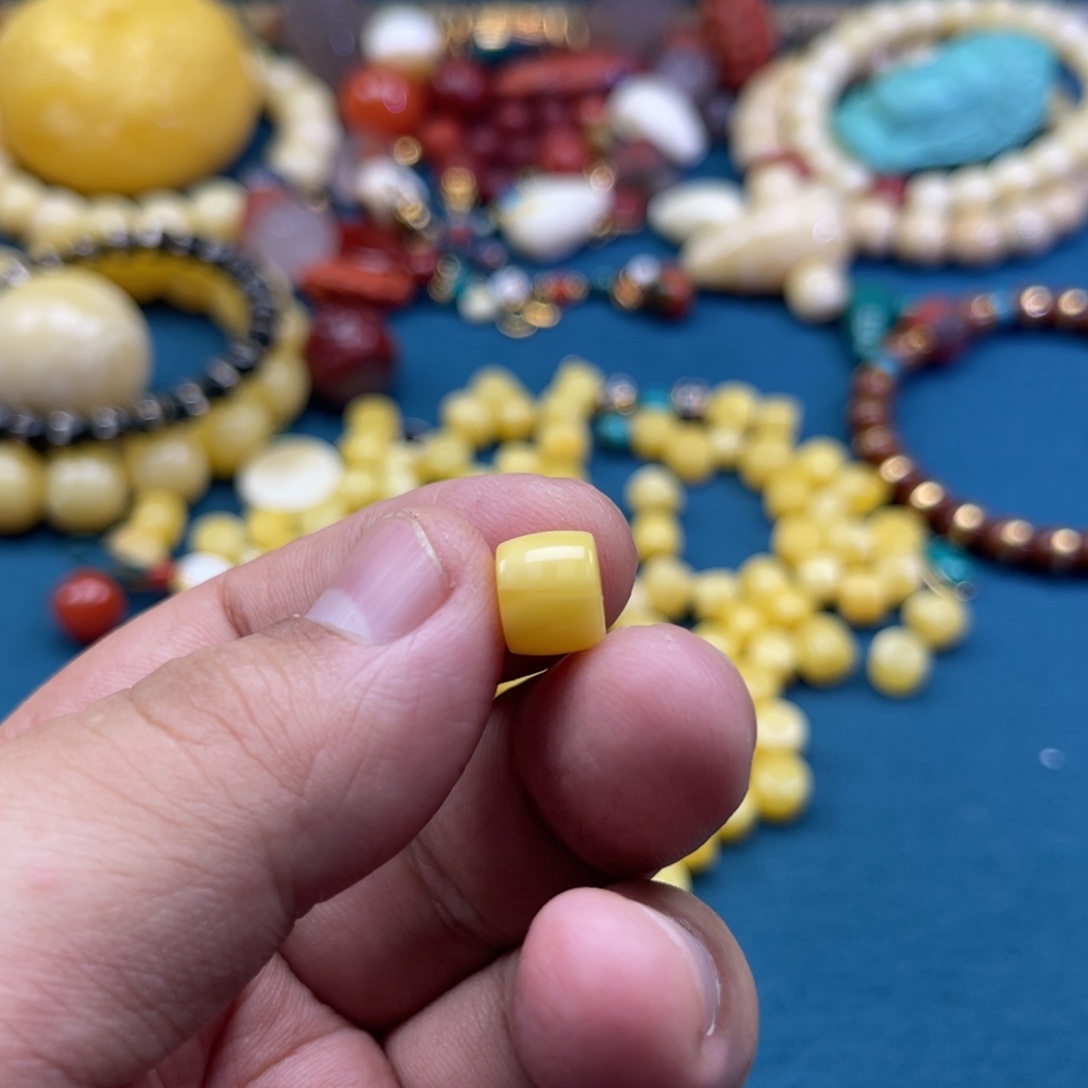 琥珀未镶嵌珠宝奇石52