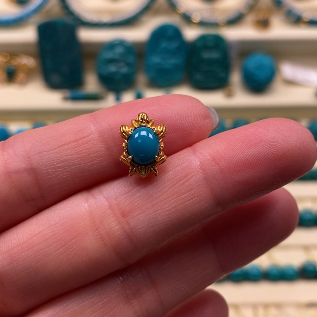 18K金镶嵌绿松石珠宝奇石直径8.7金背云