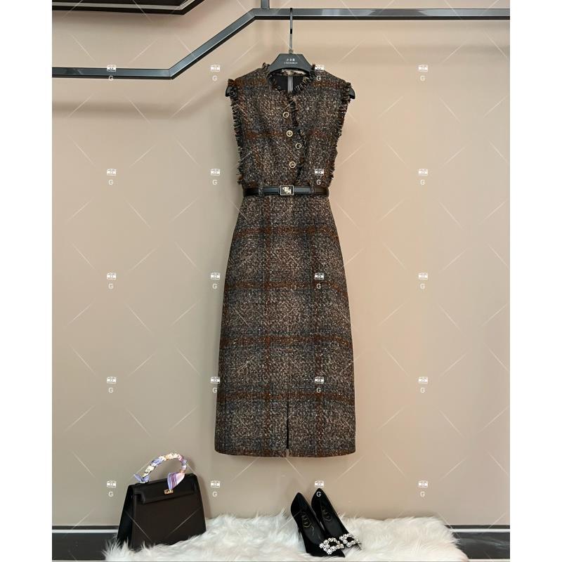 【齐】不褪色复古风显瘦默认款式连衣裙女装轻奢秋冬时尚 H-1561