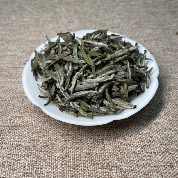 碳焙-白牡丹特级2021年）30g罐*4白茶