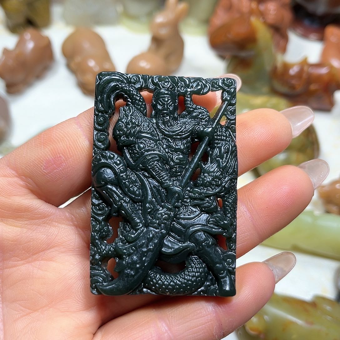 白玉菩提吊坠白玉菩提吊坠