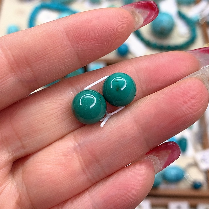 绿松石挂件未镶嵌好**绵