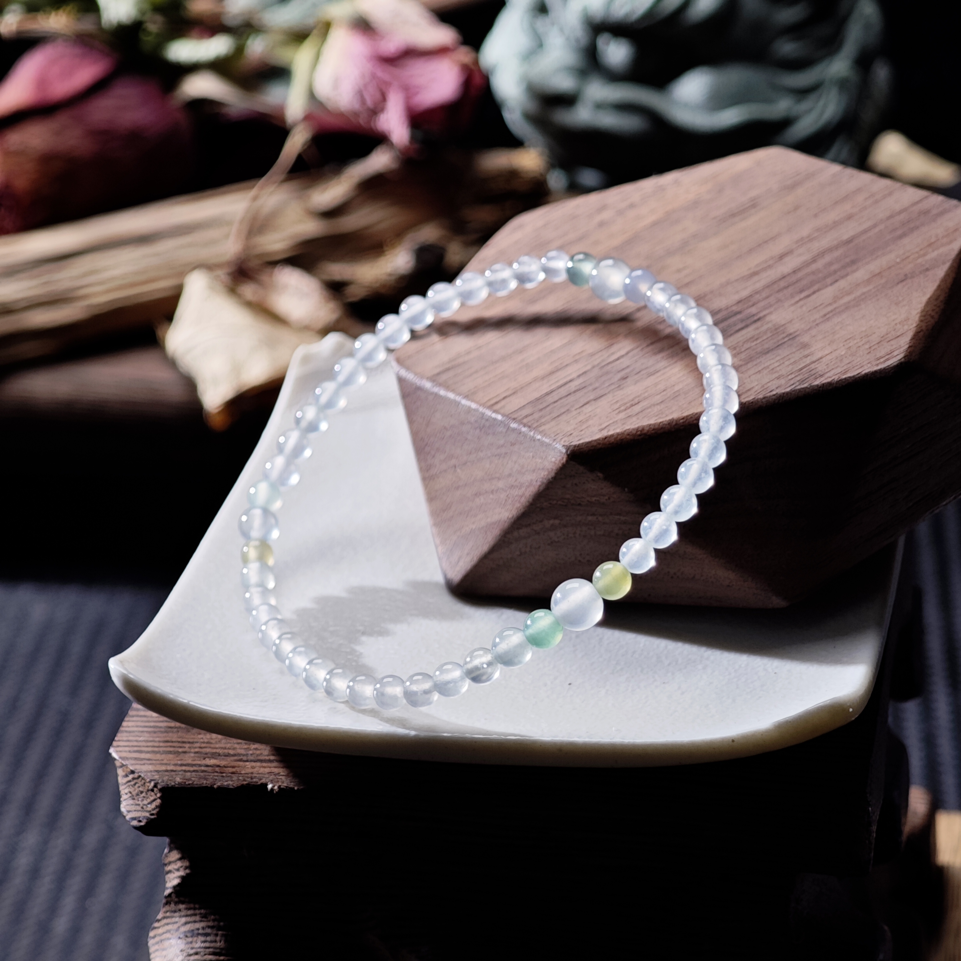 [单品]A3484(卡3.7 )缅甸天然翡翠珠冰种翡翠A级货手串48小时鉴赏