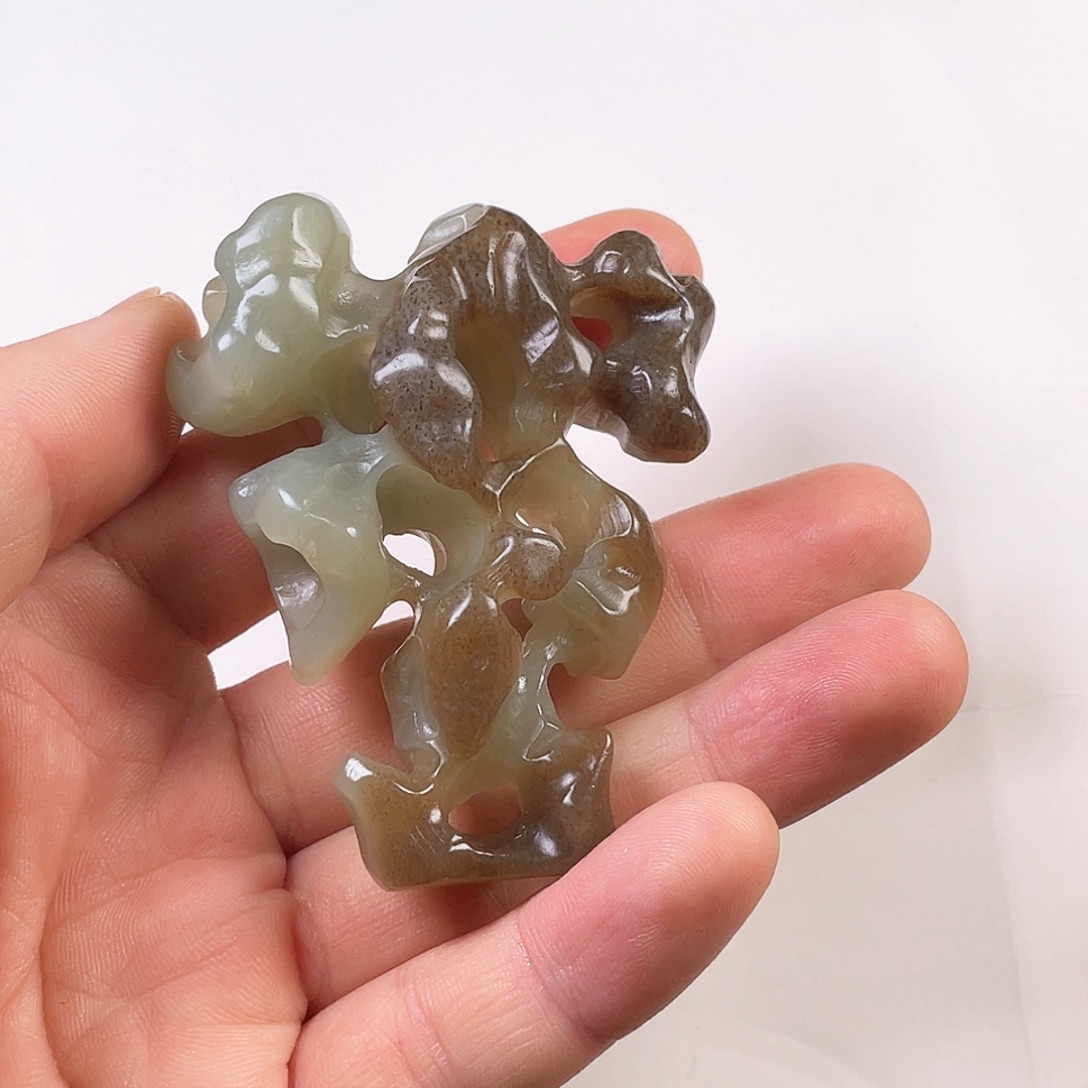 和田玉（糖玉）颈饰未镶嵌