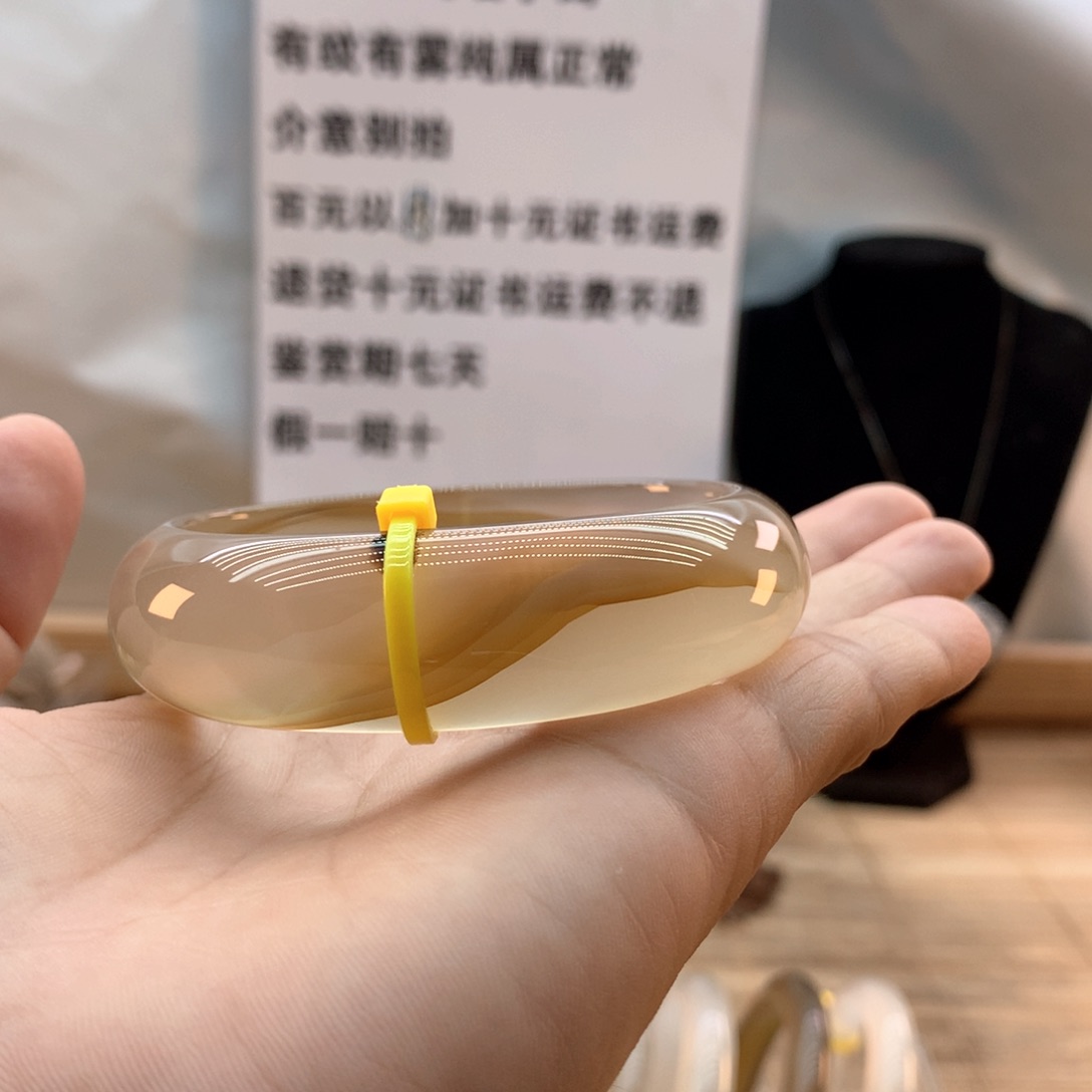 【闪购商品】玛瑙/玉髓手镯未镶嵌