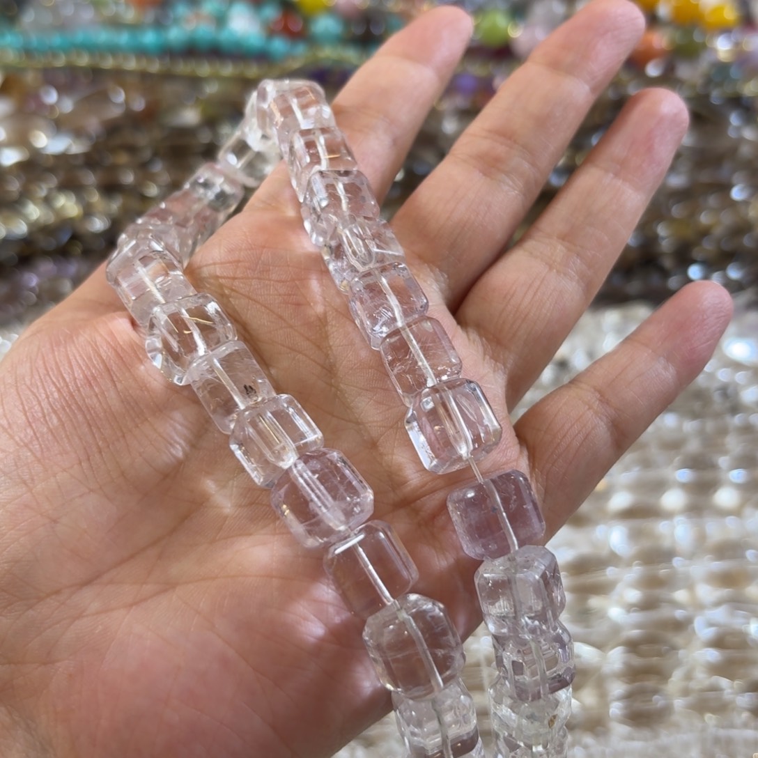 未镶嵌珠宝半成品水晶天然玻利维亚紫水方糖两颗