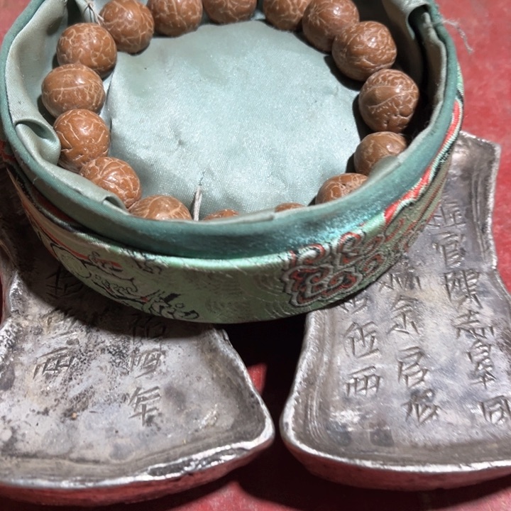 滴血莲花菩提手串