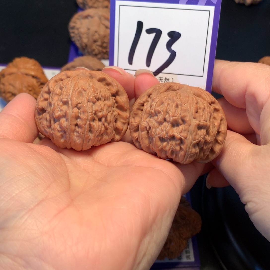 文玩核桃把件173白狮子4.3