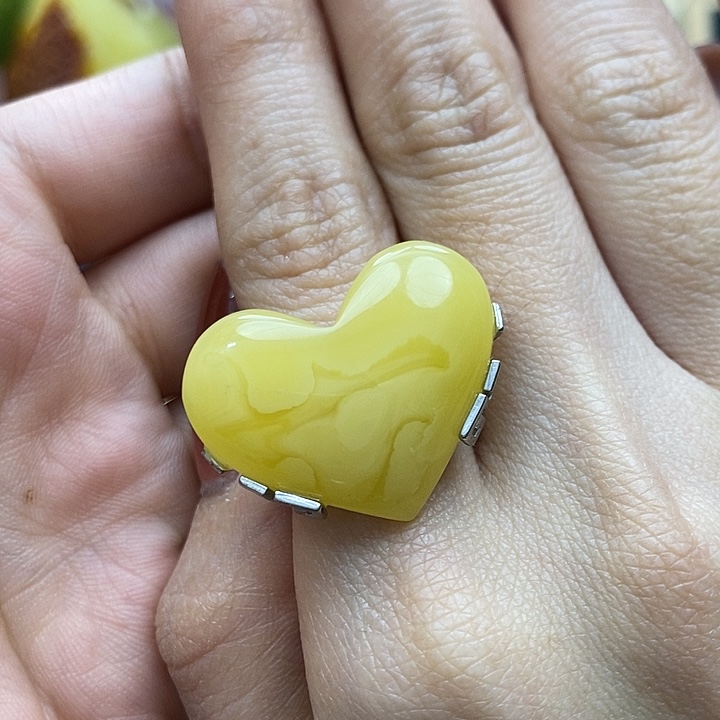 琥珀戒指银S925镶嵌戒指