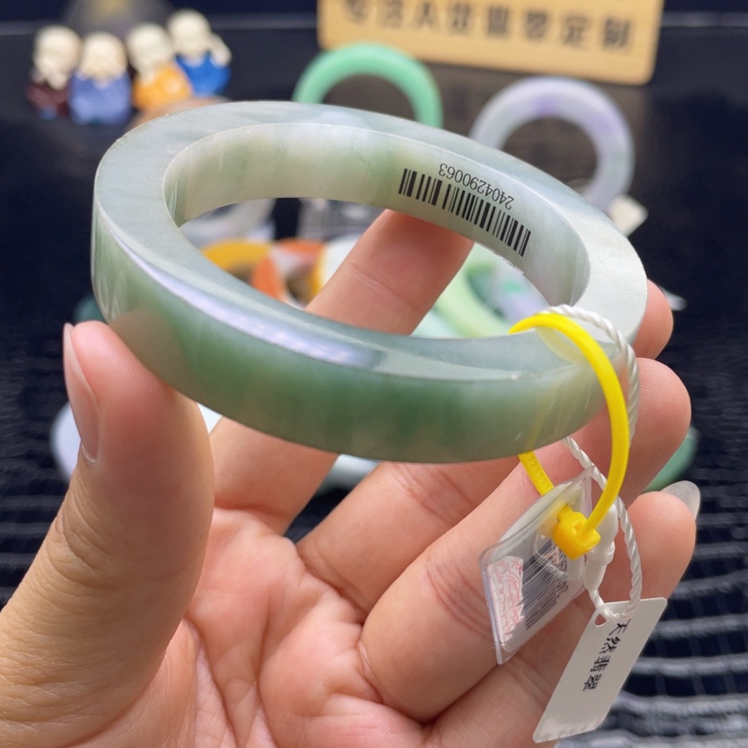 未镶嵌翡翠定制翡翠