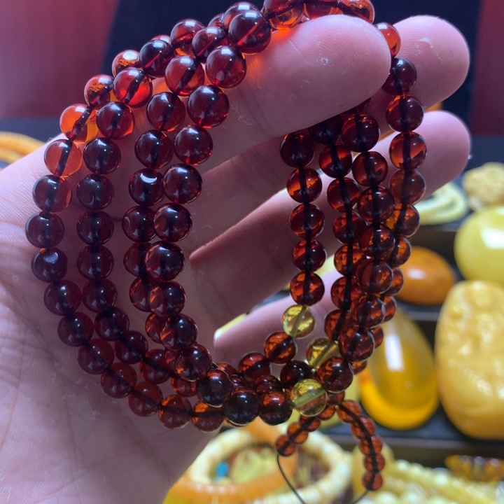 琥珀珠宝奇石未镶嵌