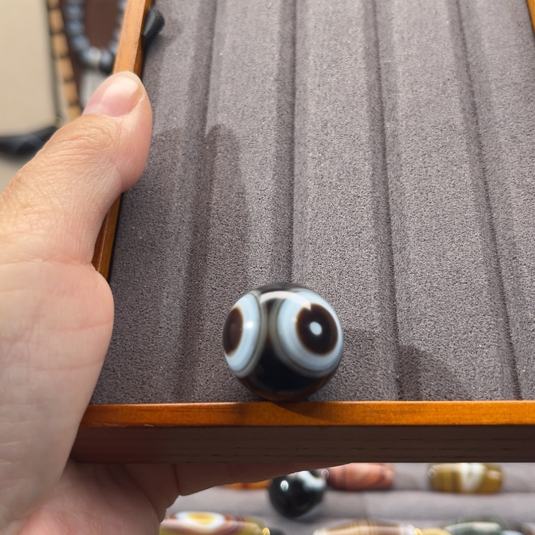 奶***盖玛瑙/玉髓合金颈饰