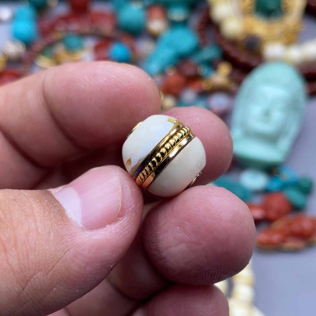 琥珀珠宝奇石未镶嵌8