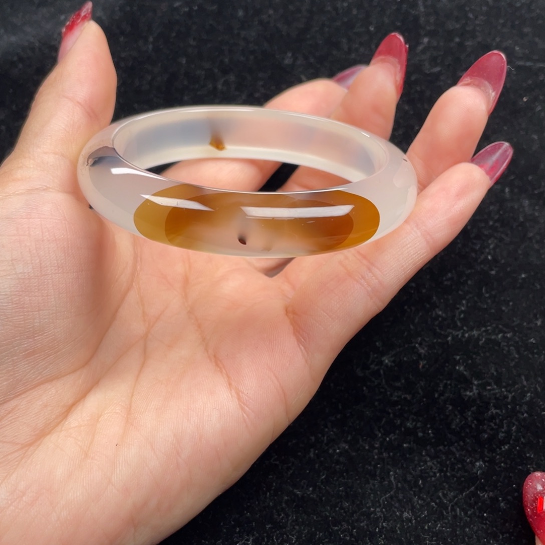 玛瑙/玉髓手镯未镶嵌