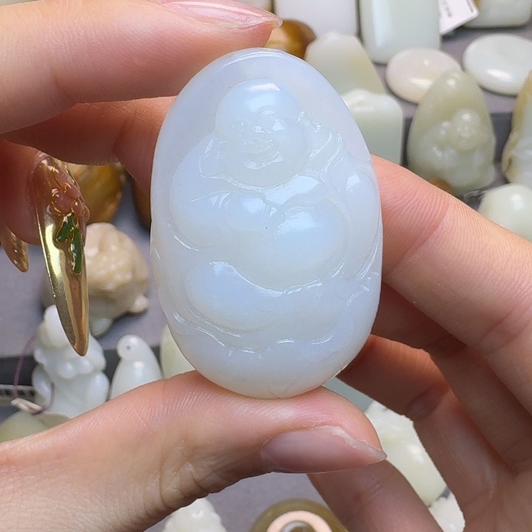 和田玉颈饰未镶嵌