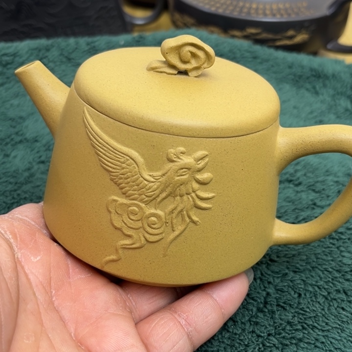 紫砂茶壶完美无暇