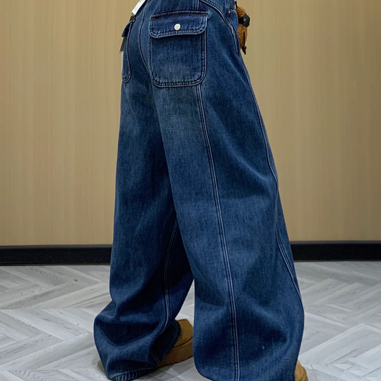 《秀秀精选》9351 加绒加厚弯刀牛仔裤