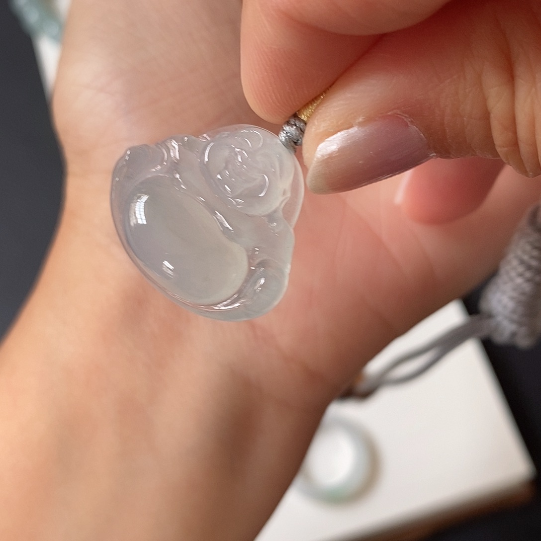 翡翠未镶嵌颈饰冰润一刀切佛公