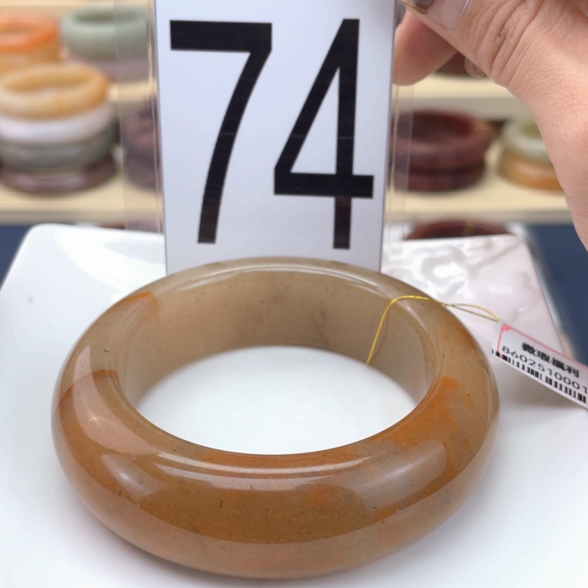 【闪购商品】石英质玉手镯未镶嵌