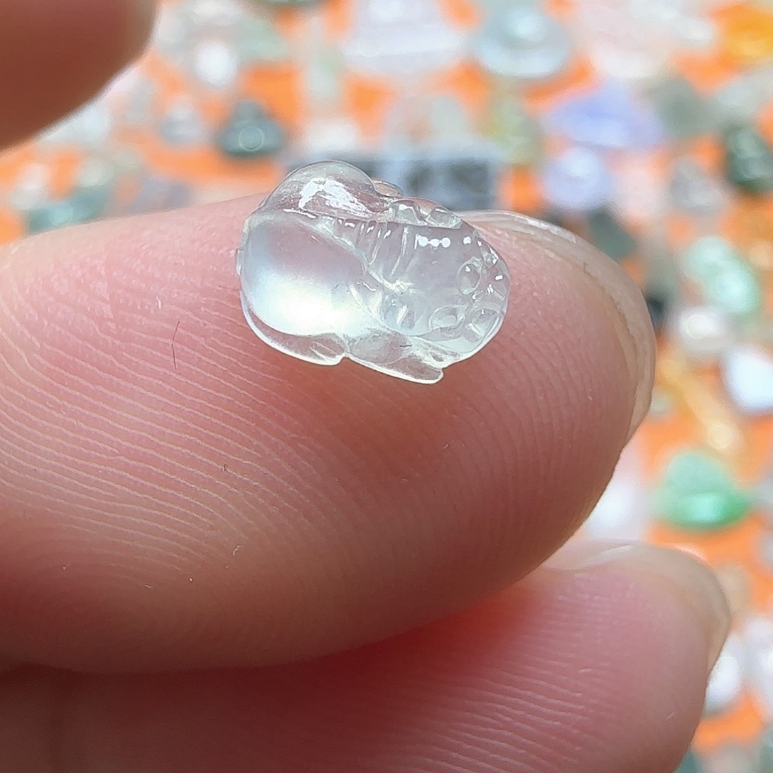 定制翡翠未镶嵌翡翠