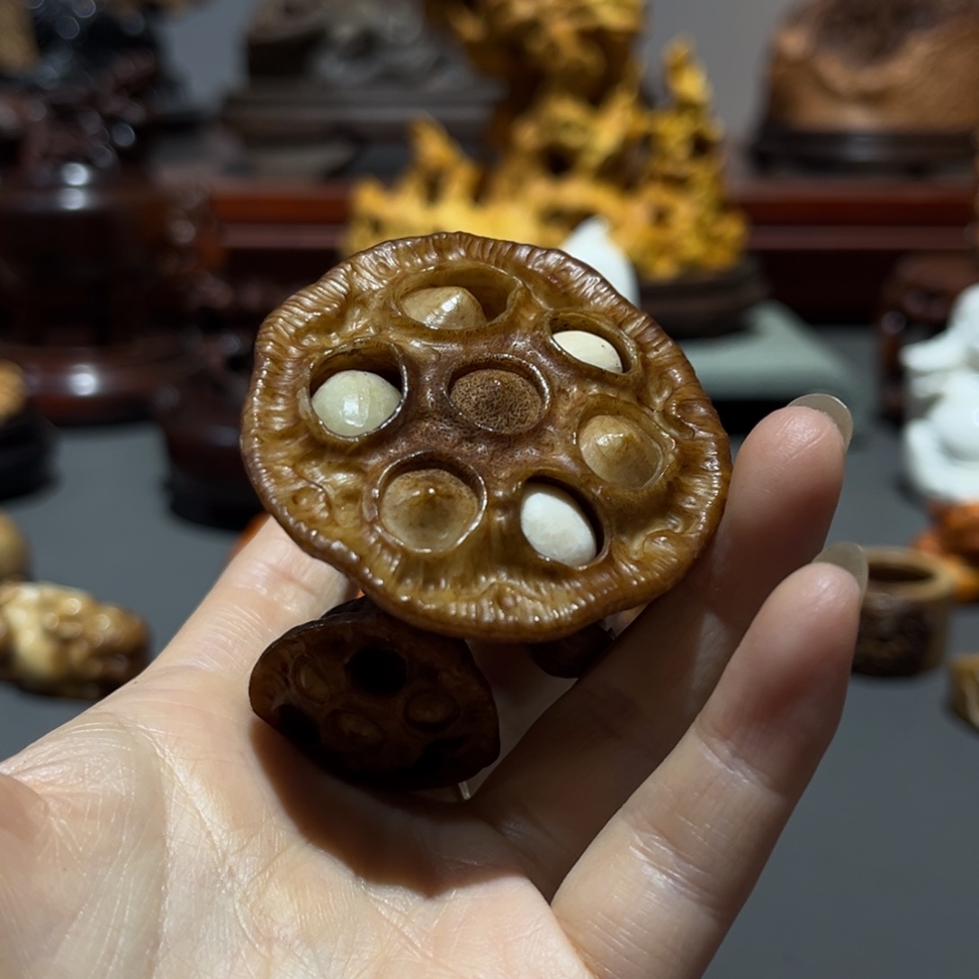 木卖****哥鹿角工艺品摆件