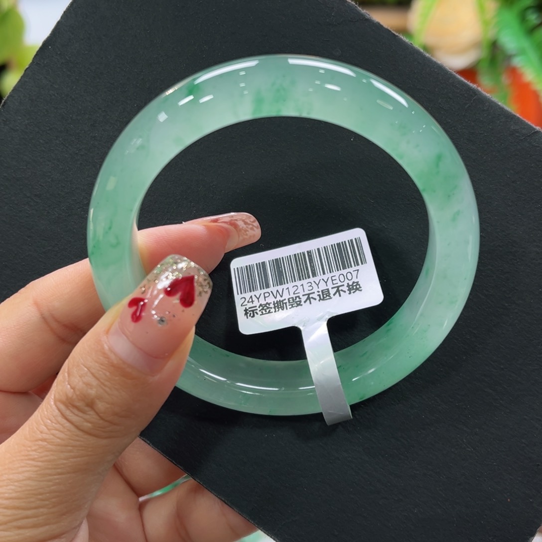 石英质玉手镯未镶嵌➕周周56.2