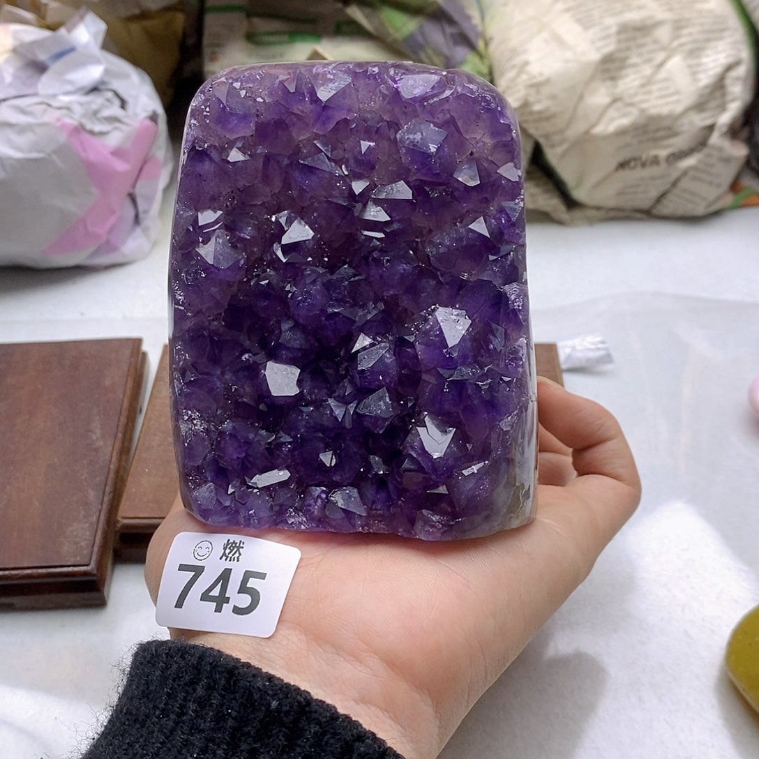 紫晶大型摆件（非配饰）未镶嵌
