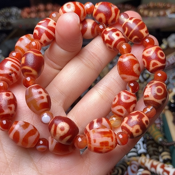 玛瑙/玉髓未镶嵌手链发一条