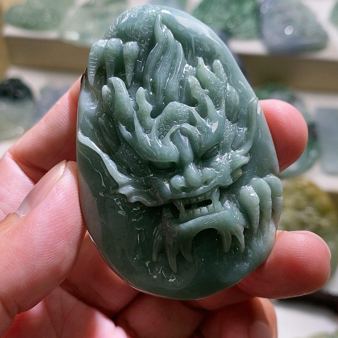 【闪购商品】翡翠颈饰未镶嵌11111111111111