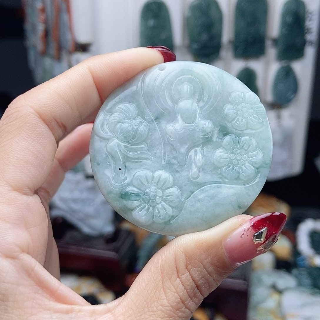 翡翠颈饰14K金镶嵌翡翠