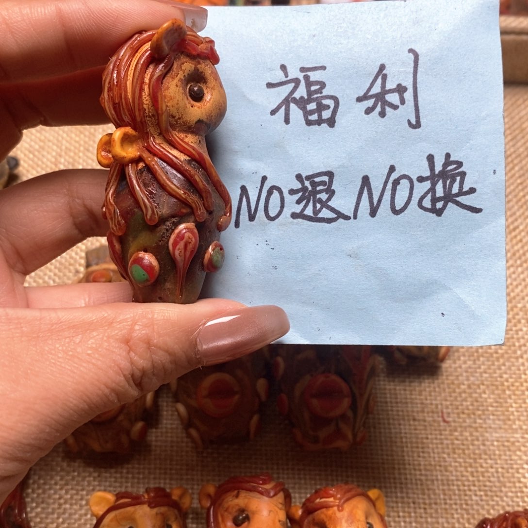 琉璃颈饰印度尼西亚精灵