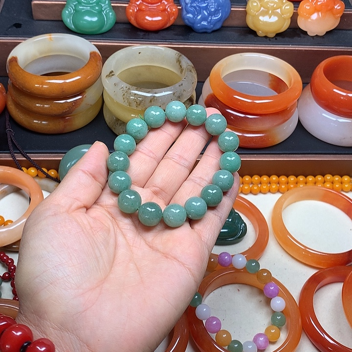 石英质玉未镶嵌手链