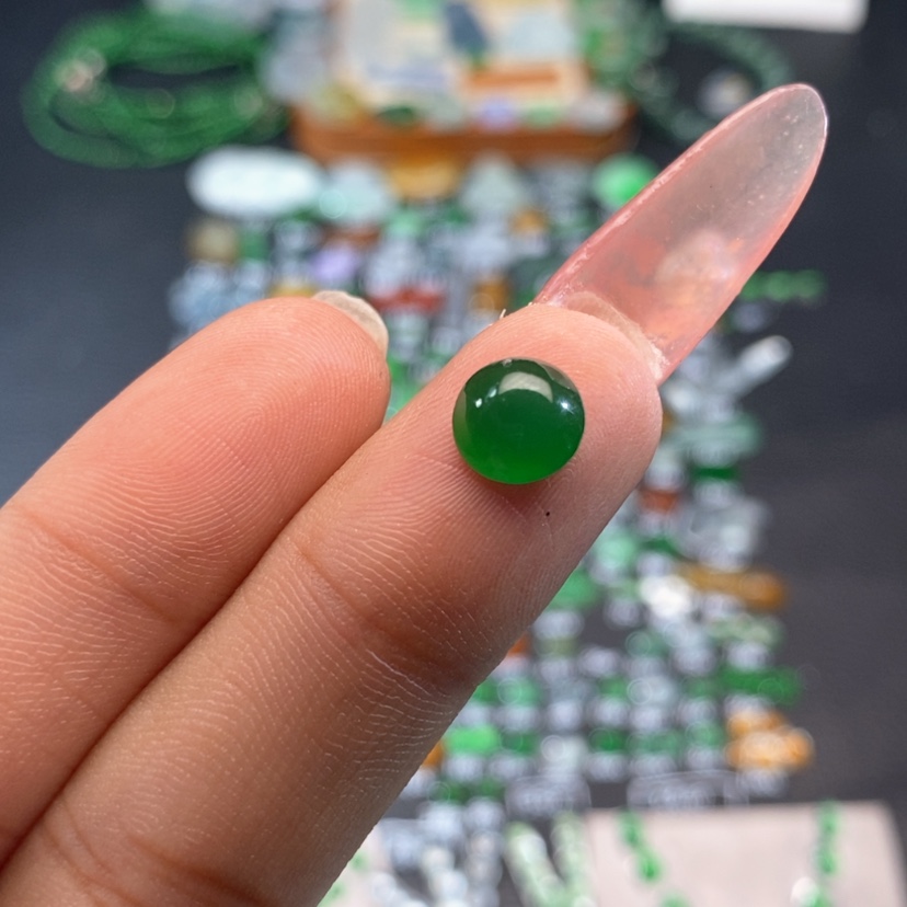 【闪购商品】翡翠挂件未镶嵌蛋