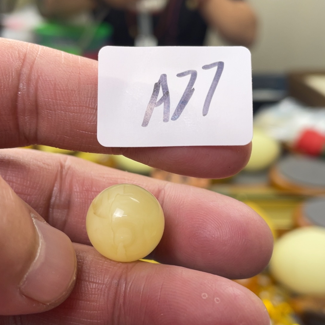 手链琥珀未镶嵌多样性发，发其中一件
