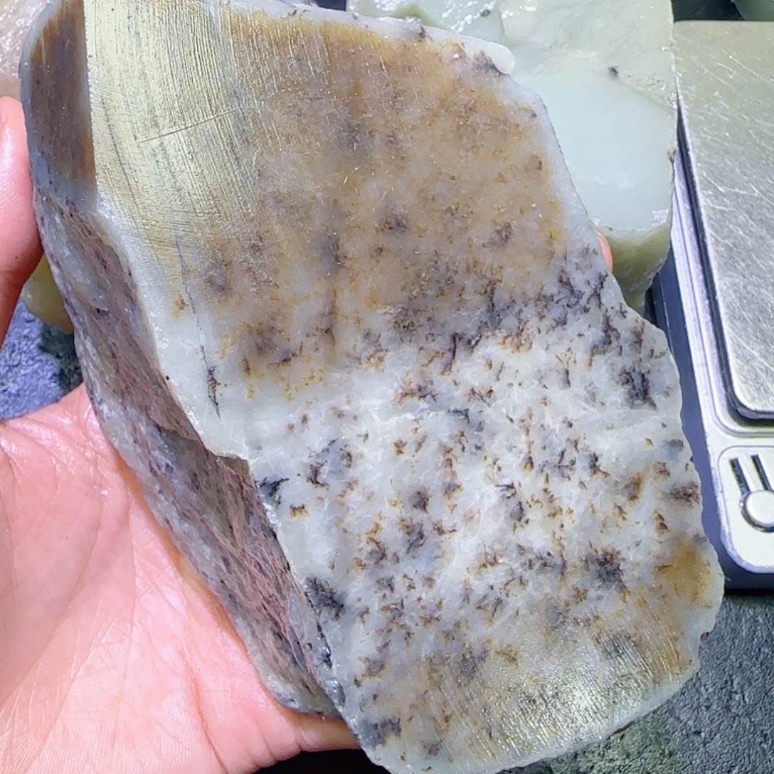 和田玉未镶嵌珠宝半成品