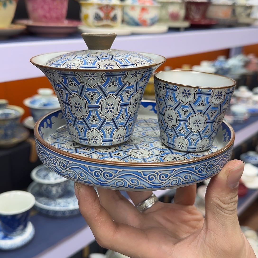 你在干什么啊你在干嘛呢呢