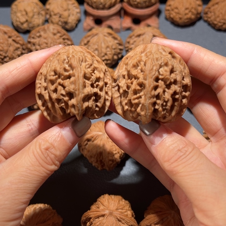 文玩核桃吊坠40高桩苹果园