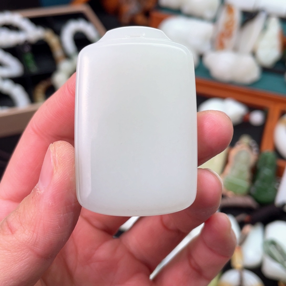 和田玉挂件未镶嵌