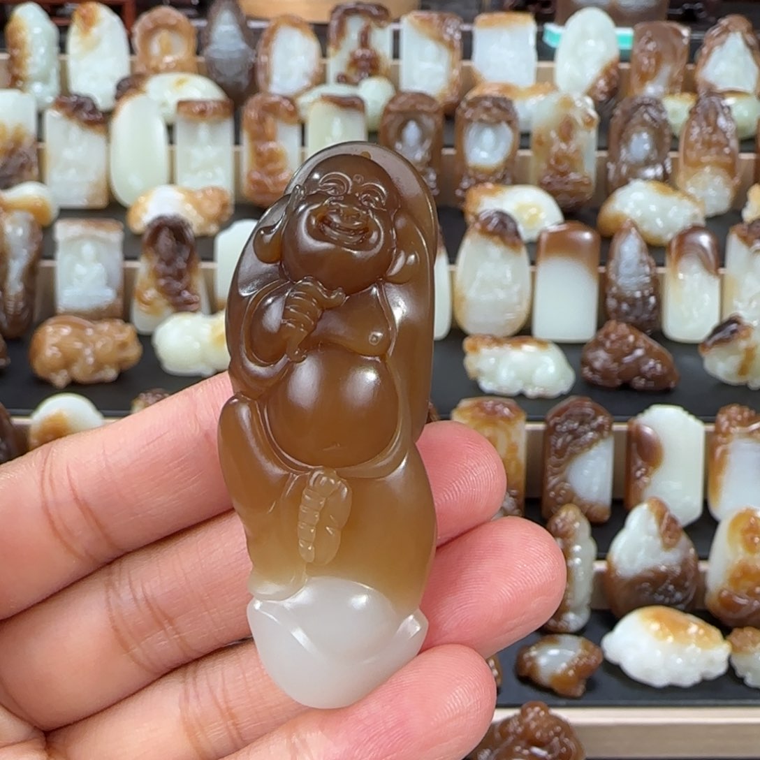 和田玉（糖玉）颈饰未镶嵌