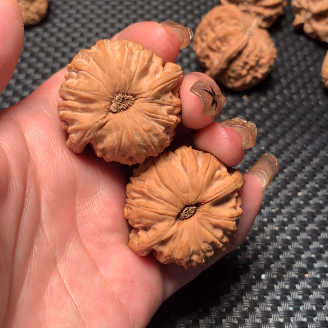 【闪购商品】文玩核桃吊坠烟****）白狮子