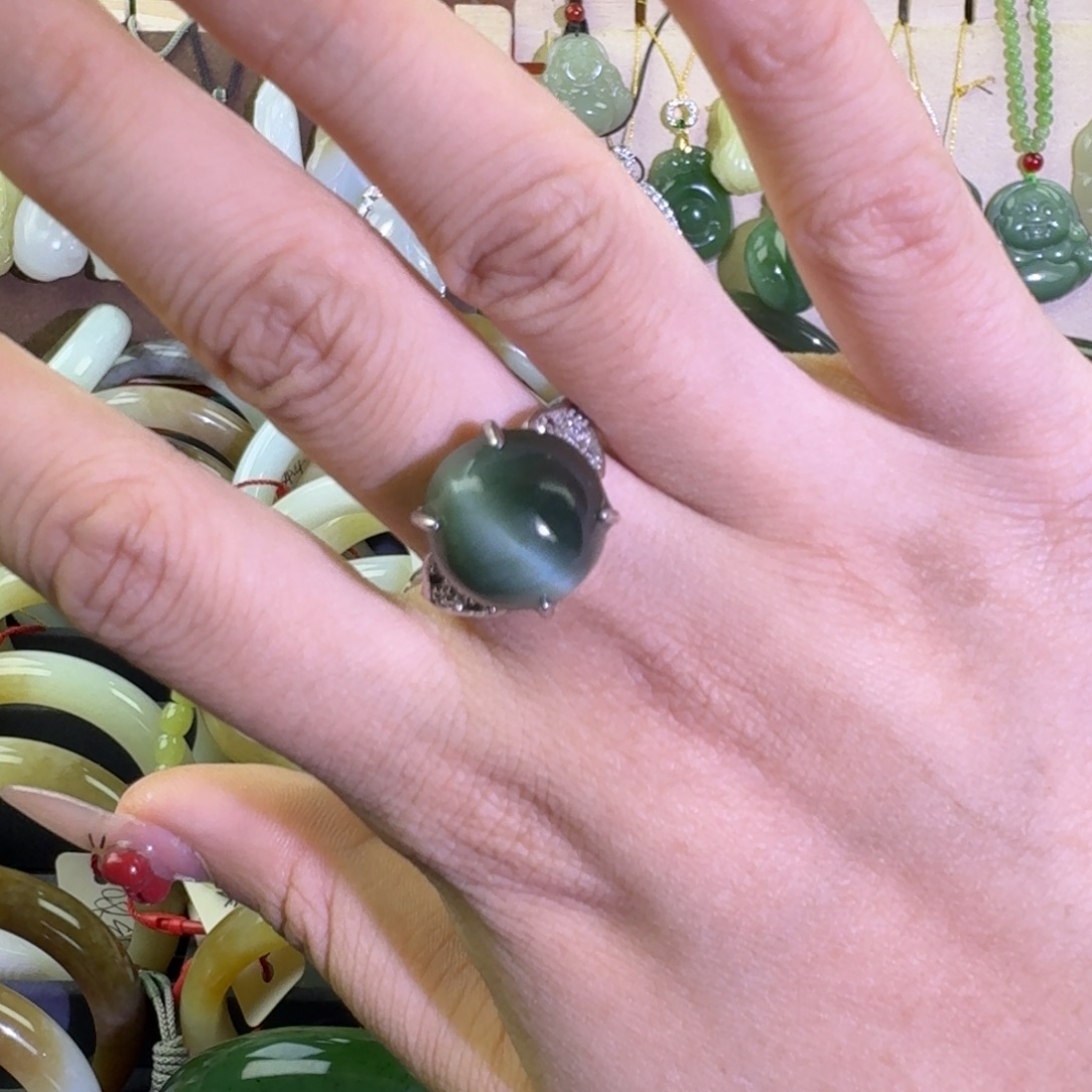 和田玉未镶嵌戒指