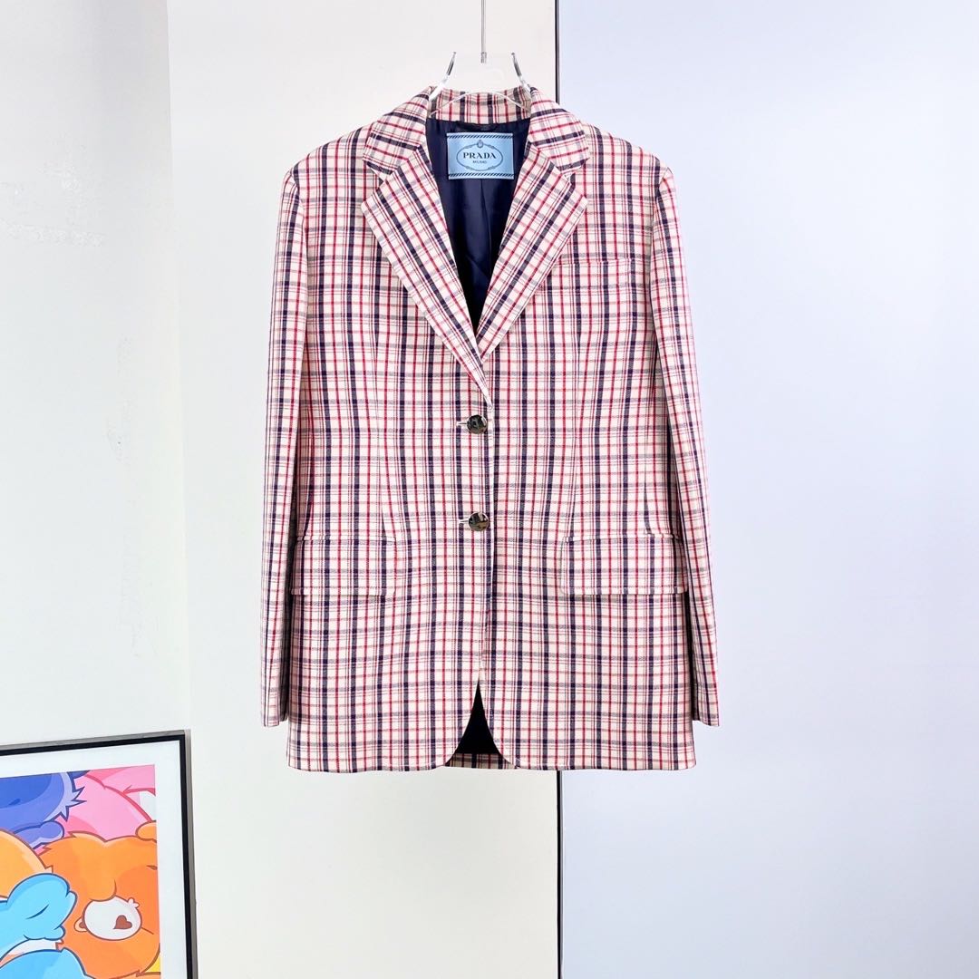 99新 Prada/普拉达 外套/38码/TT1057 