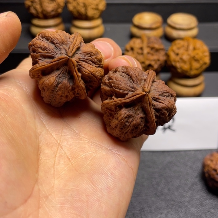 吊坠文玩核桃F蛤蟆头三棱37