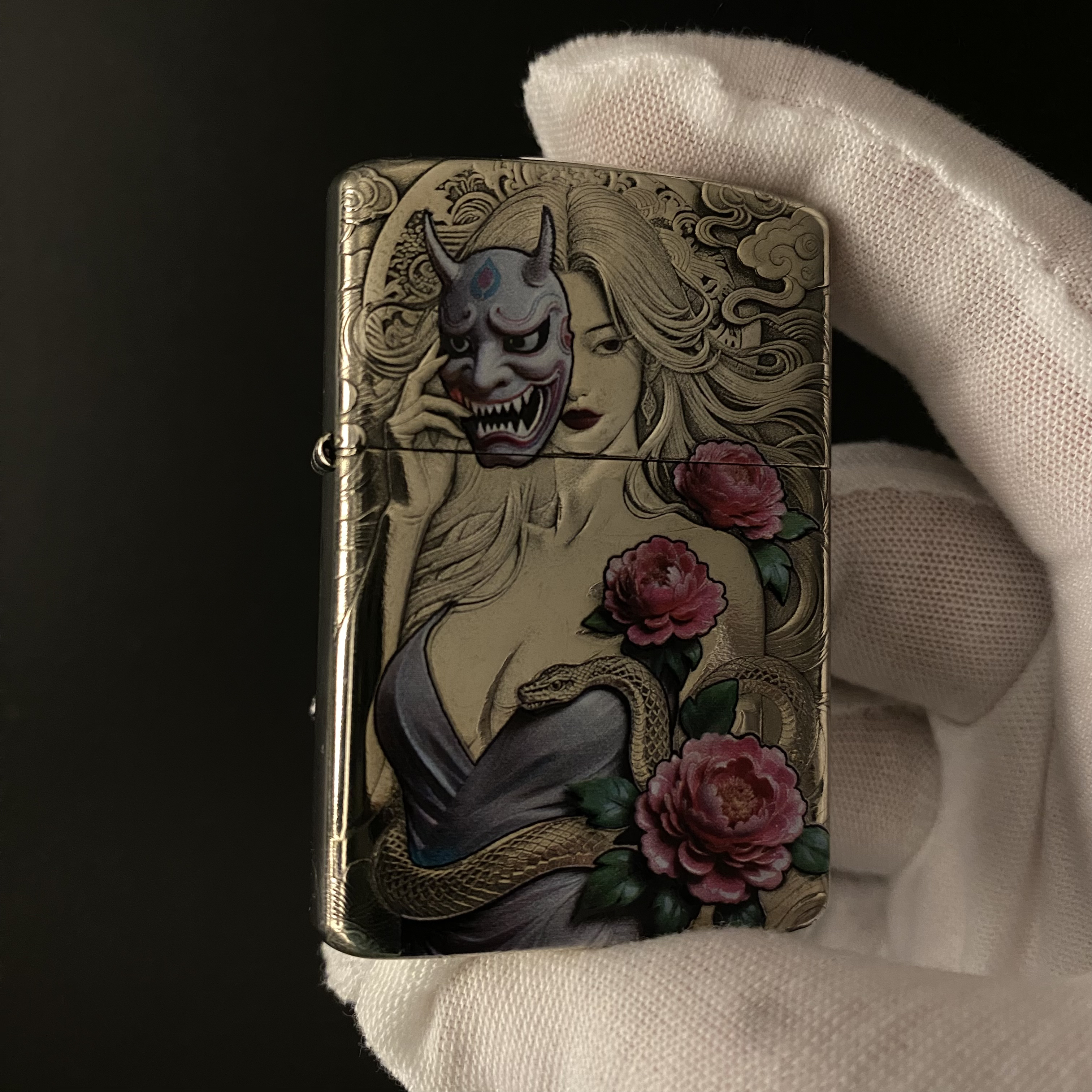 ZORRO 【般若艺妓】佐罗二代白铜浮雕绘彩煤油打火机