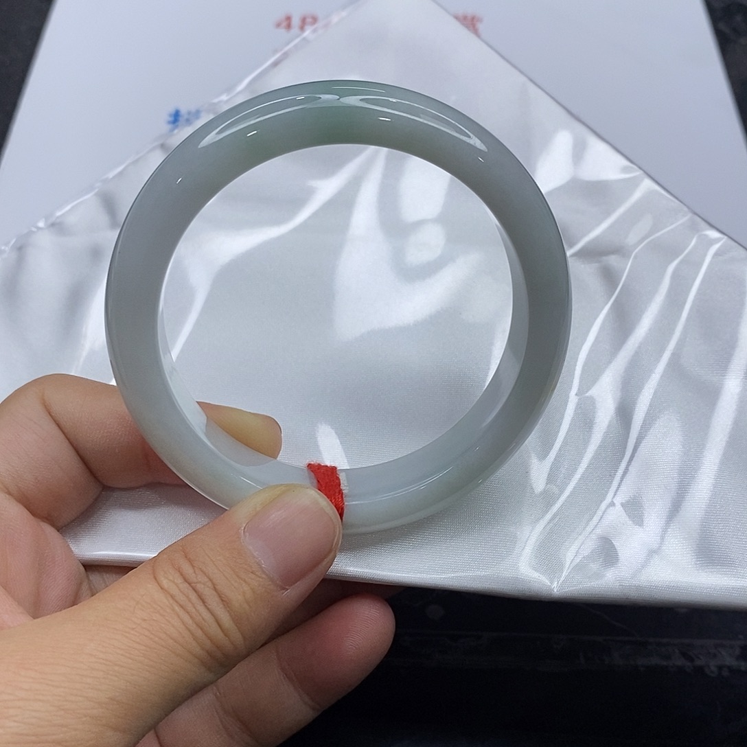 翡翠未镶嵌手镯翡翠
