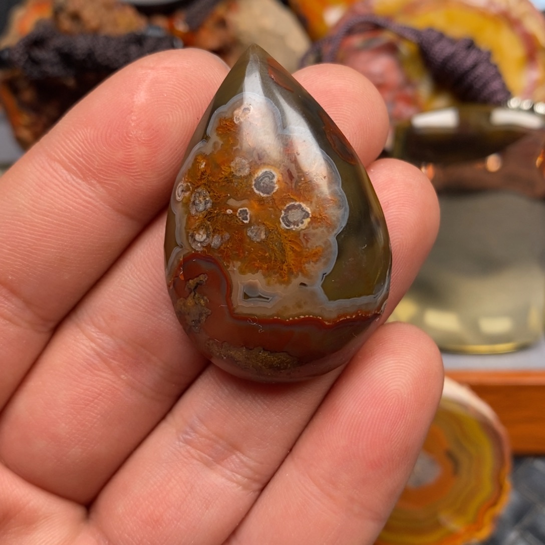 玛瑙/玉髓未镶嵌颈饰挂件